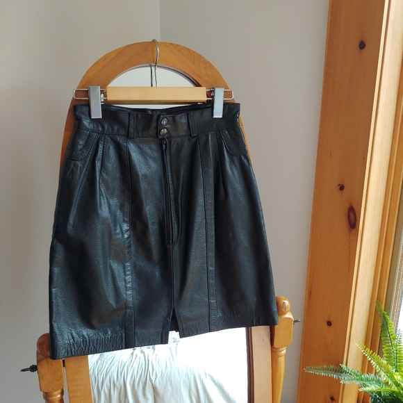 Vintage Dresses & Skirts - 🌻 Vintage - Genuine leather skirt